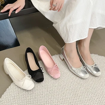 2023 Женская обувь на плоской подошве, новая модная обувь с квадратным носком и узлом-бабочкой, неглубокая элегантная розовая осенняя женская повседневная обувь Mary Jane на плоской подошве
