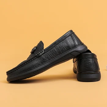 Мужская обувь, новая обувь из ледяного шелка, модная дышащая воловья кожа, маленькая черная повседневная обувь, мужская обувь, кроссовки