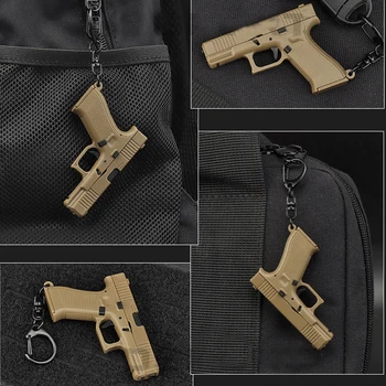 Новый Брелок в форме пистолета, Портативный Съемный Мини-Декор для тактического Оружия, Брелок для ключей, Подвеска для рюкзака, Подарочная Игрушка, Модный Тренд