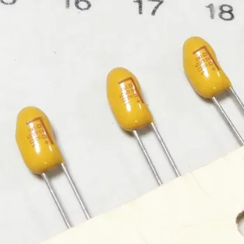 Танталовый конденсатор с прямым вводом 25 В 10 мкф (106k) Точность ± 10% Шаг вывода 2,54 мм