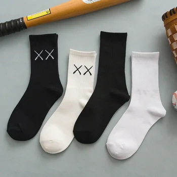 Японские Мужские Хлопчатобумажные свободные носки в стиле Харадзюку в стиле ретро для старшеклассниц, вязание в Корейском стиле, Однотонные, Длинные, Черно-белые, дизайнерские