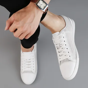 Легкая мужская обувь на плоской подошве из натуральной кожи для отдыха Корейская версия Однотонная черная Белая летняя дышащая мужская повседневная обувь