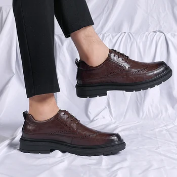 Модные дышащие кроссовки, обувь ручной работы на платформе, Новая повседневная обувь для мужчин 2023 года, мужские оксфорды, роскошная кожаная обувь в стиле ретро