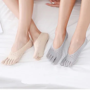 Модные Летние тапочки с тонким носком, женские невидимые силиконовые противоскользящие носки с пятью пальцами