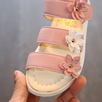 Обувь принцессы для девочек Лето 2023 г. Сандалии для маленьких девочек Детская обувь Сандалии для малышей Детская обувь с цветами Пляжные Сандалии Menina